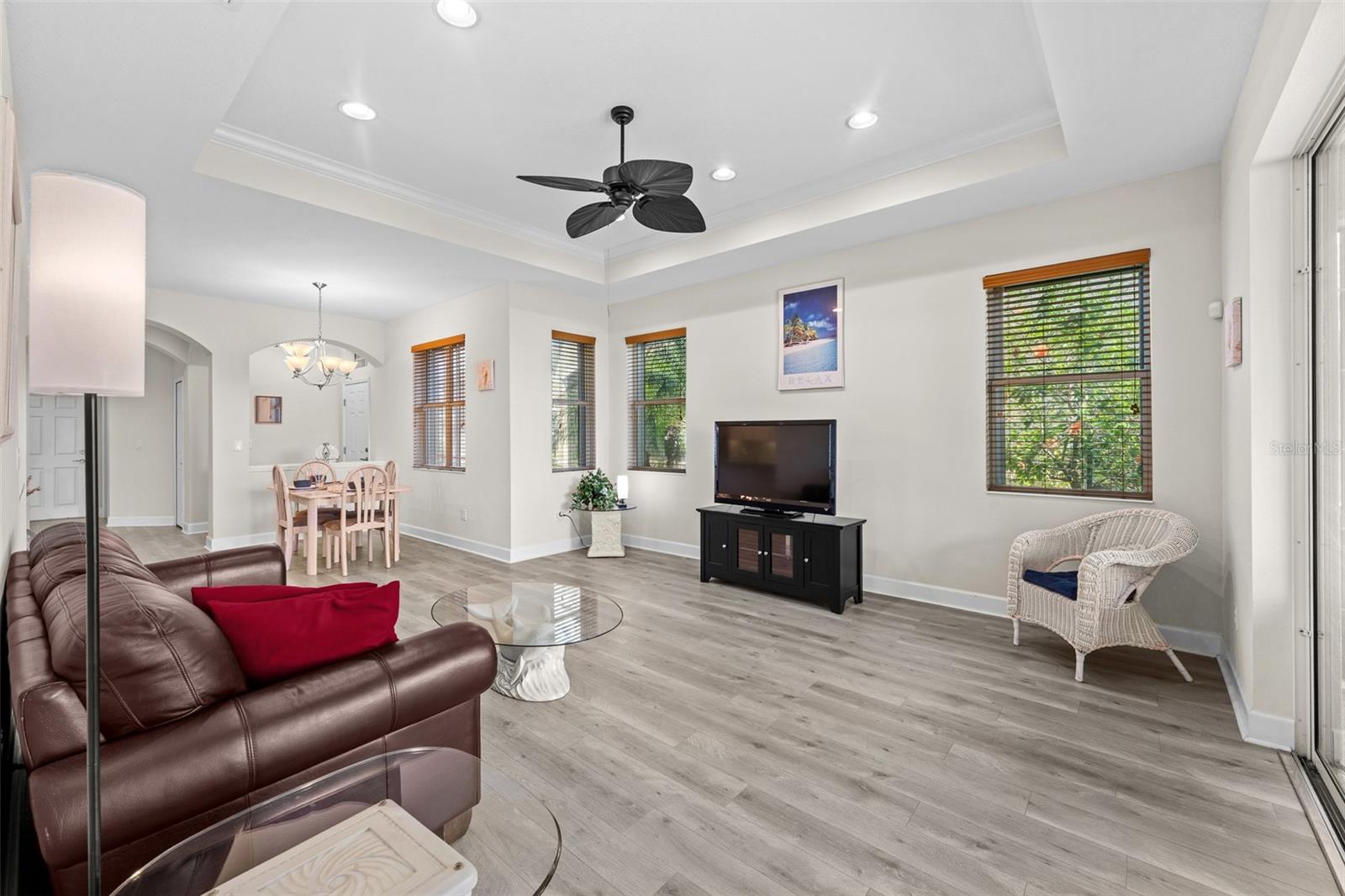 SUN CITY CENTER UNIT 274 & 2 - Residential