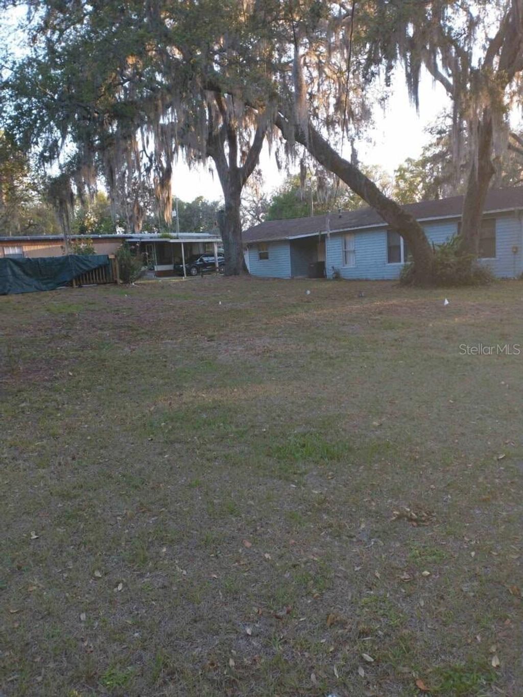 Photo of 1611 Indian Trail, Leesburg, FL 34748 (MLS # G5105200)