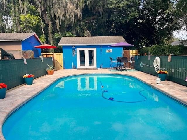 INDIAN HILL - Residential