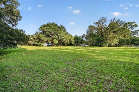 Photo of 14210 NW Highway 464b, Morriston, FL 32668 (MLS # OM727720)