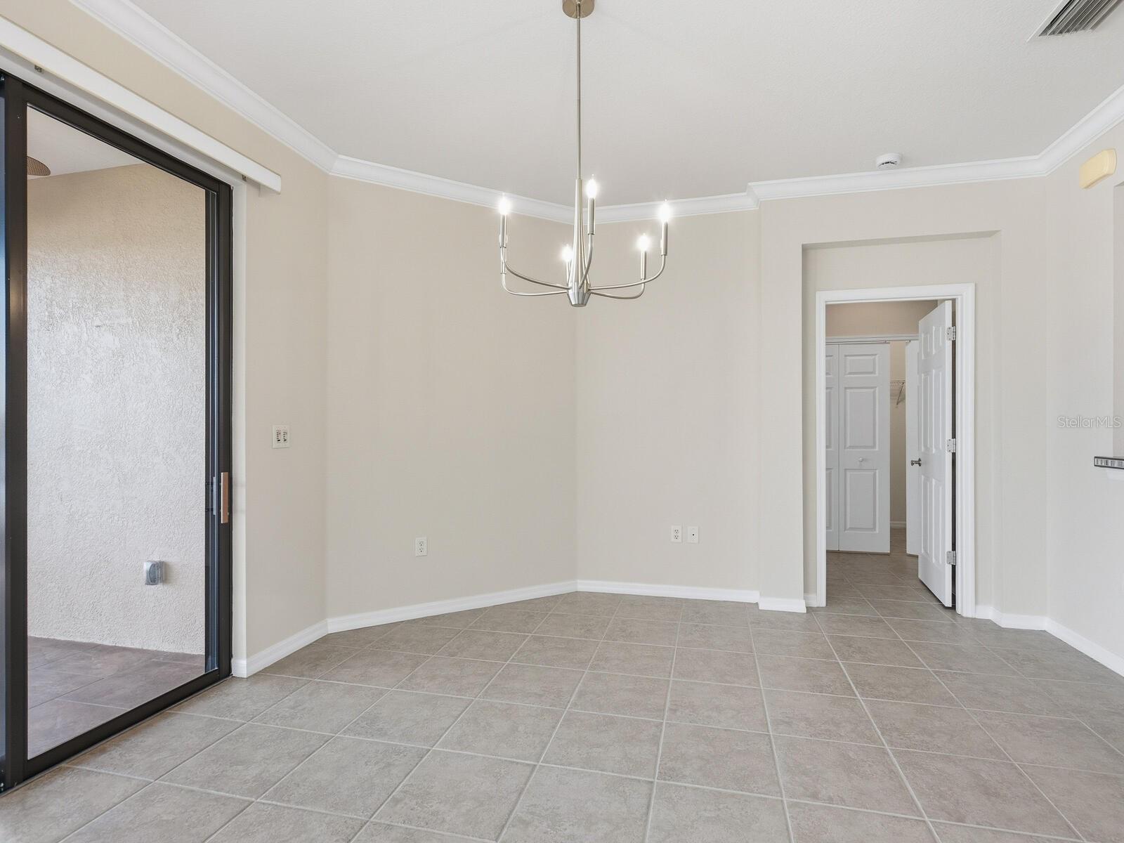 VENETIAN FALLS PH 3 - Residential