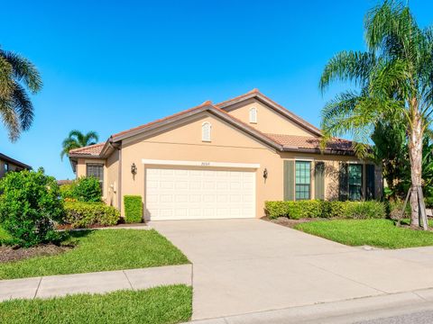 Photo of 20369 Cavallo Court, Venice, FL 34292 (MLS # N6140865)