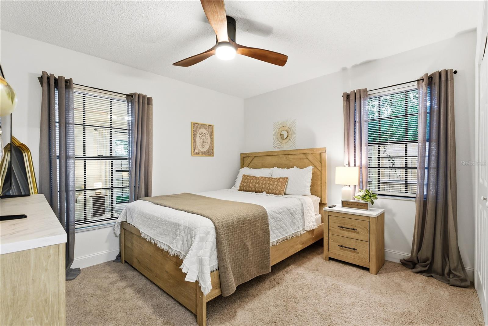 DELTONA LAKES UNIT 16 - Residential