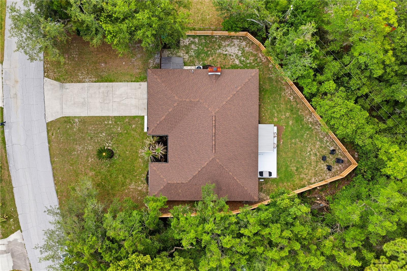 DELTONA LAKES UNIT 16 - Residential