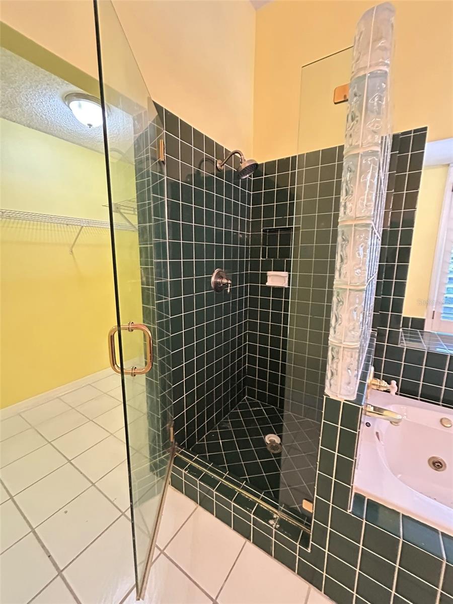 TAMPA PALMS UNIT IA A REP O - Residential