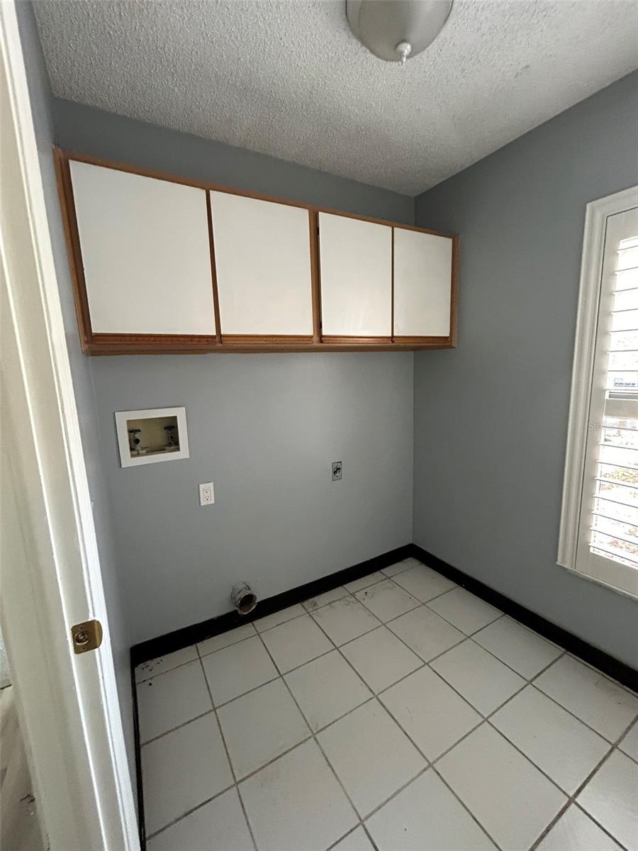 TAMPA PALMS UNIT IA A REP O - Residential