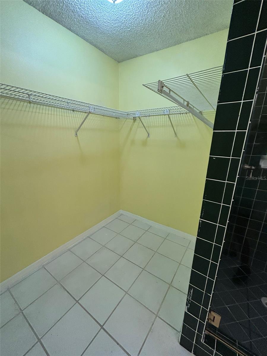 TAMPA PALMS UNIT IA A REP O - Residential