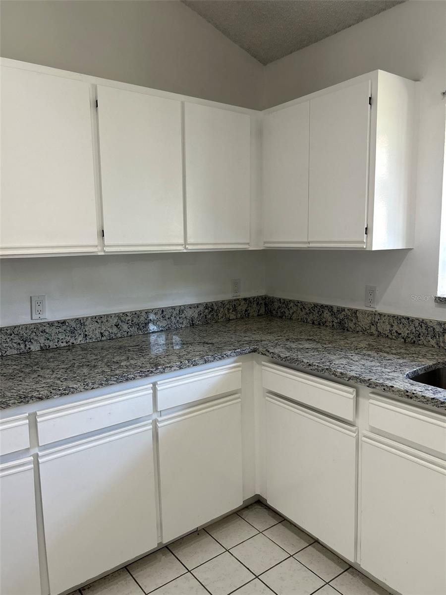 TAMPA PALMS UNIT IA A REP O - Residential