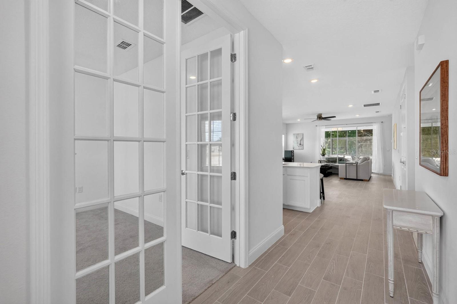 2173 RAGLAN CIRCLE