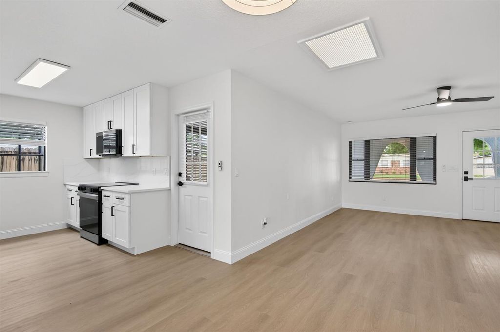 Photo of 6020 Cresthill Drive, Tampa, FL 33615 (MLS # O6398178)