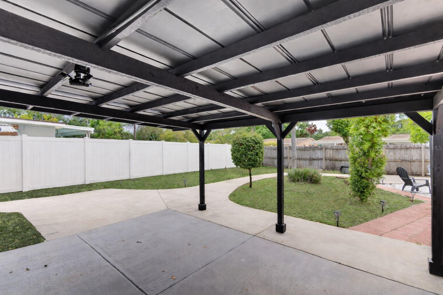 TOWNN COUNTRY PARK UN 08 - Residential