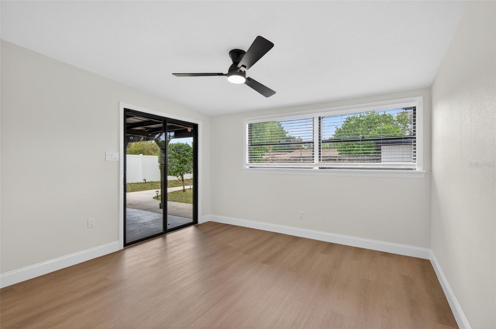 TOWNN COUNTRY PARK UN 08 - Residential