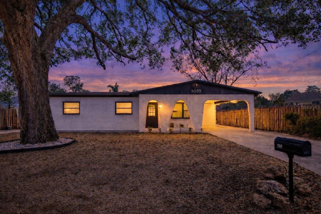 Photo of 6020 Cresthill Drive, Tampa, FL 33615 (MLS # O6398178)