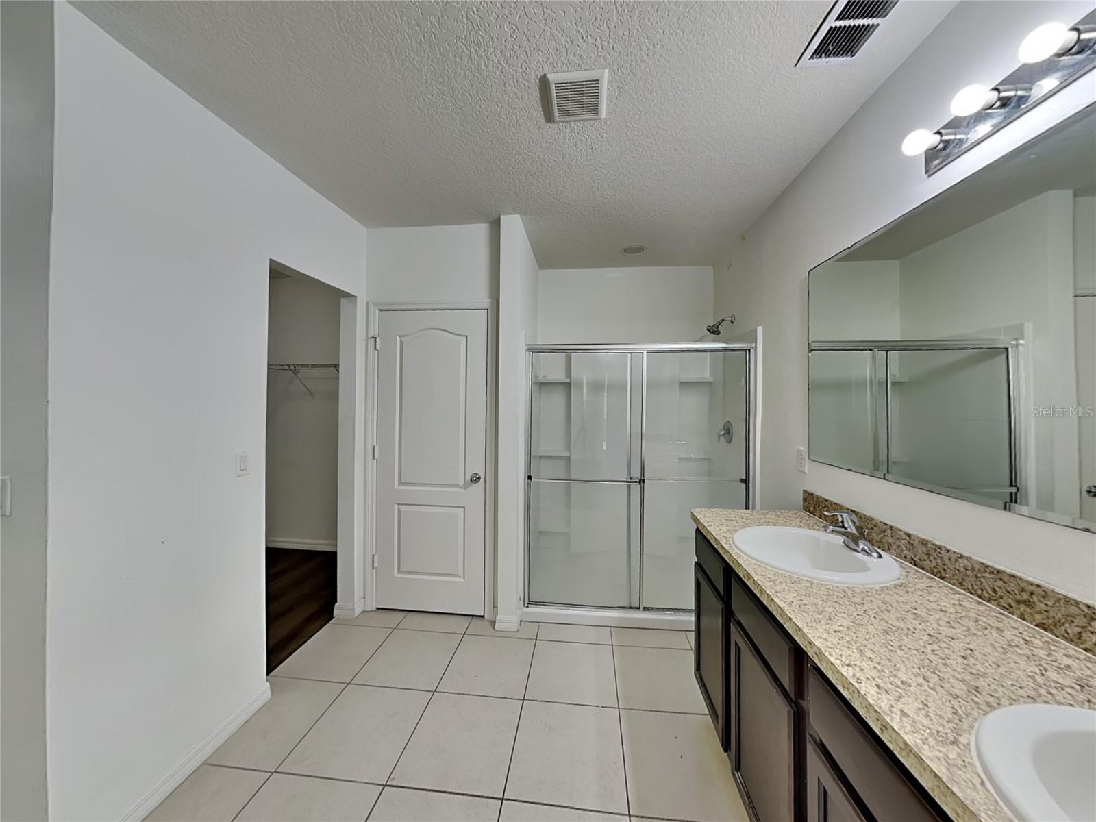 BRENTON MANOR - Residential Lease