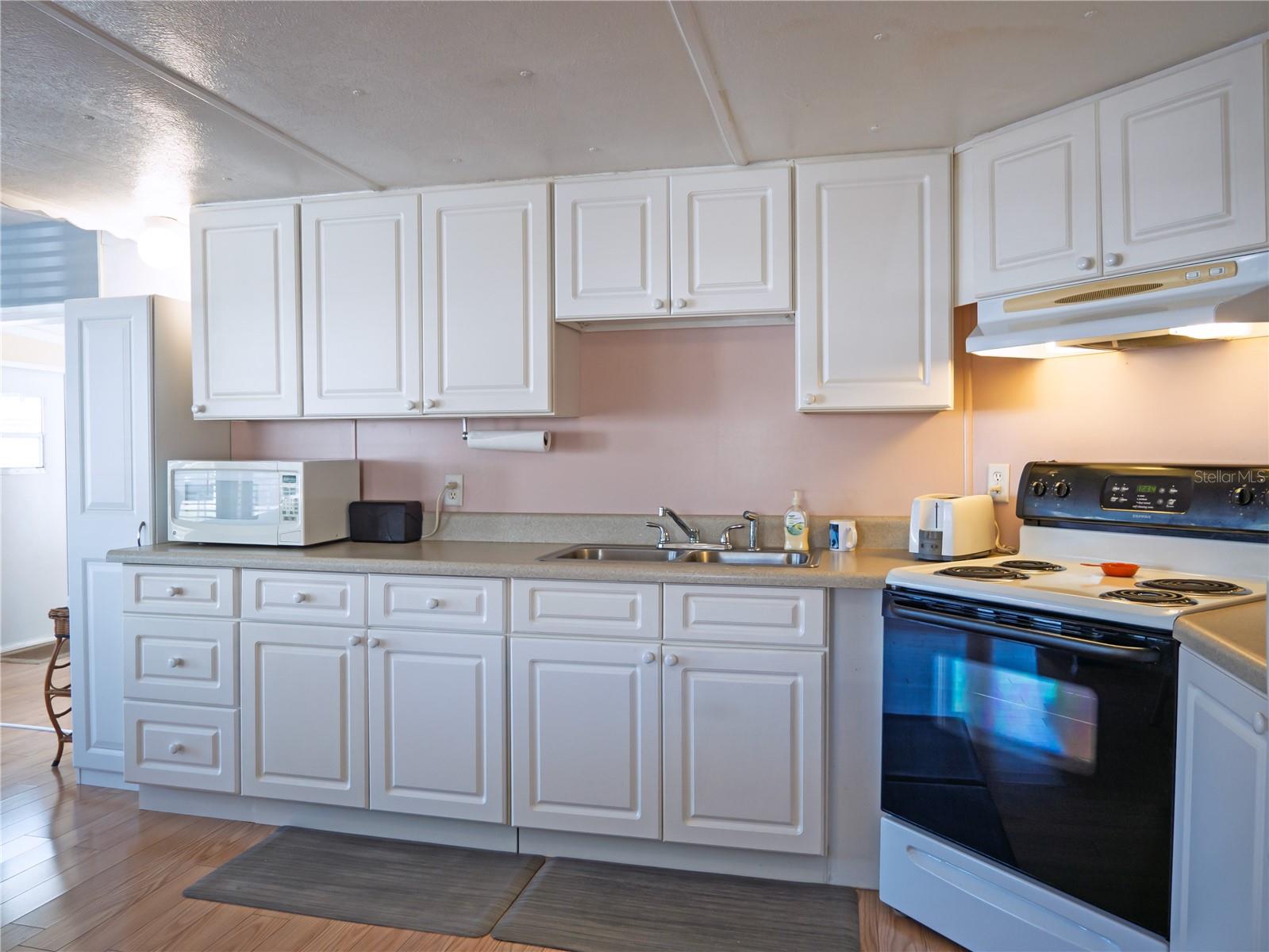 COUNTRYSIDE ESTATES MOBILE HOME PARK UNREC - Residential