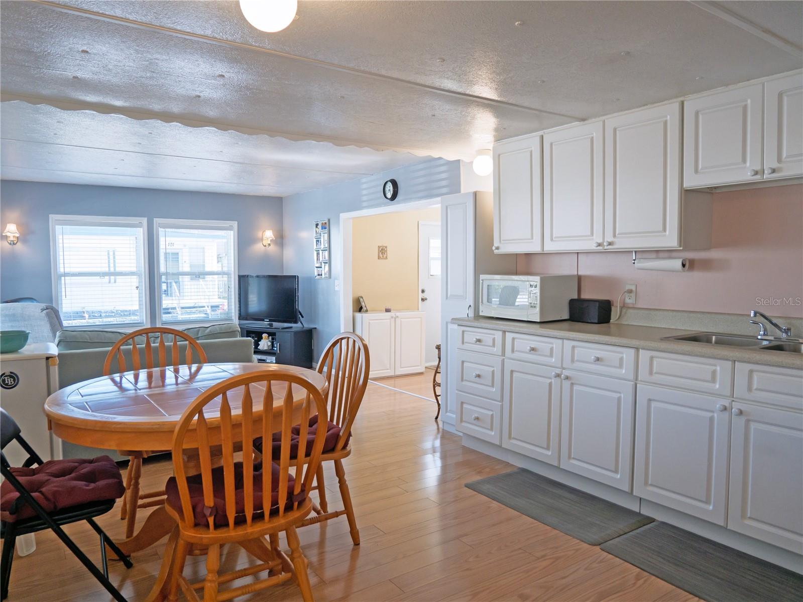 COUNTRYSIDE ESTATES MOBILE HOME PARK UNREC - Residential