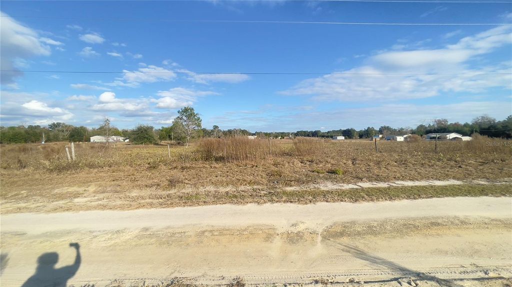 Photo of 200 NE 96th Ave, Archer, FL 32618 (MLS # GC536380)