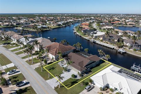 A home in PUNTA GORDA