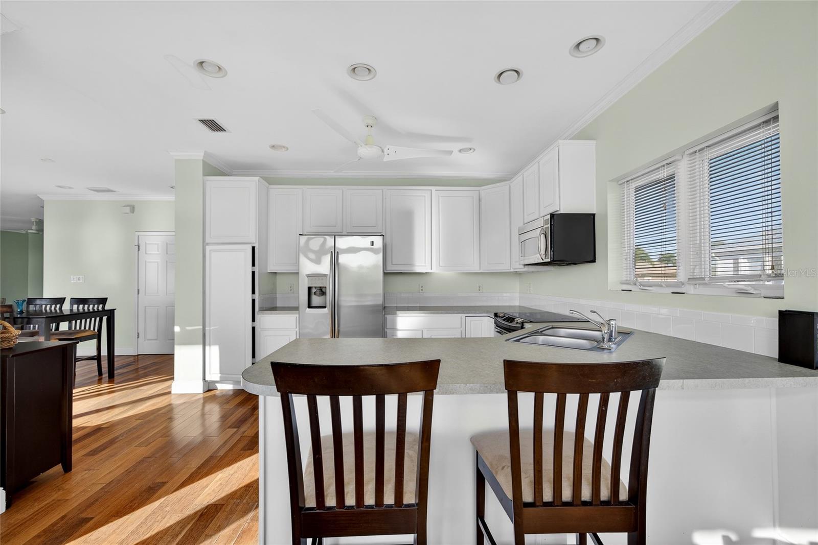 RIVIERA LAGOONS - Residential