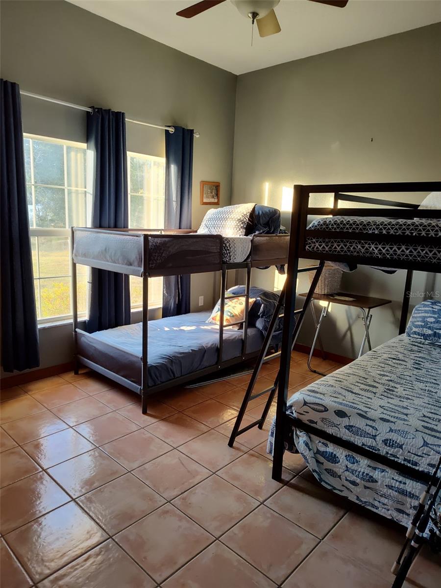 PIERSON ACREAGE - Residential