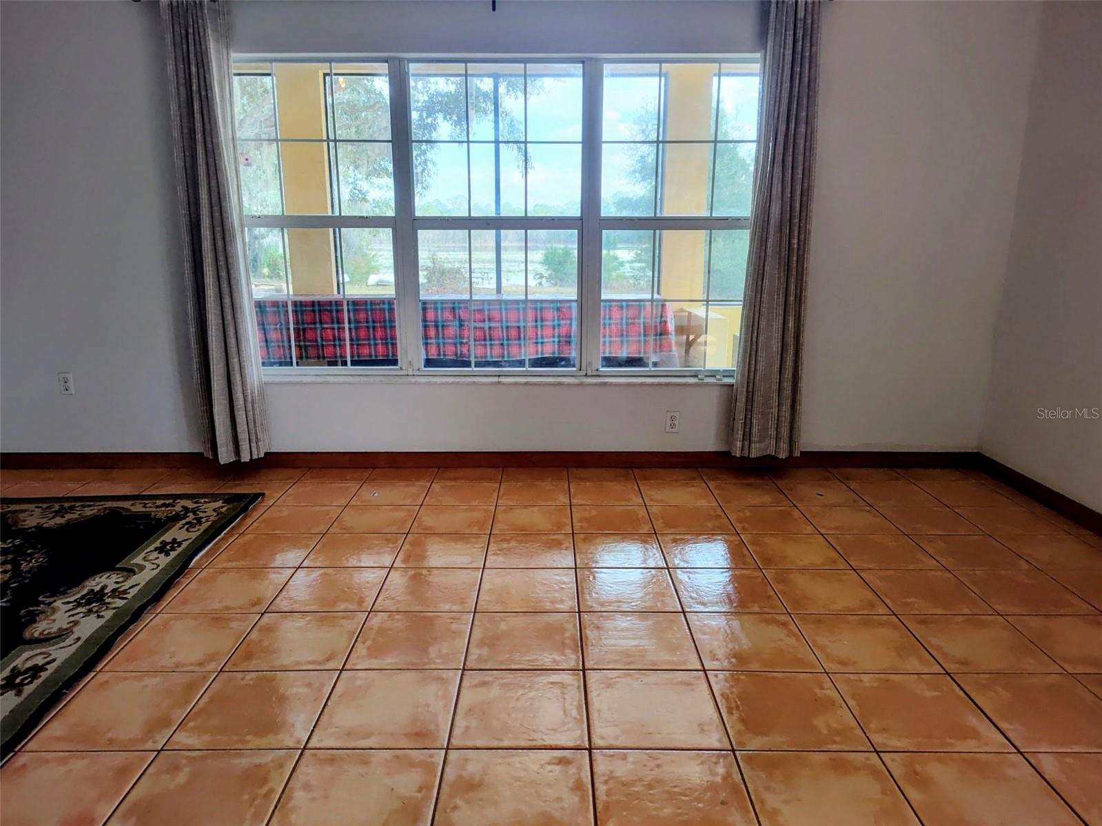 PIERSON ACREAGE - Residential