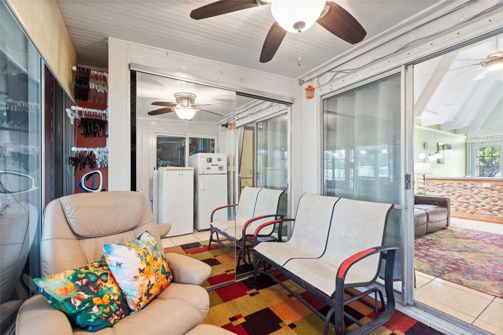 LAKESHORE CLUB - Residential
