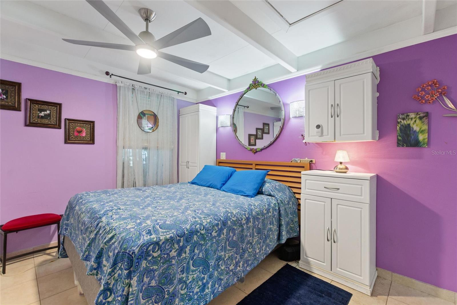 LAKESHORE CLUB - Residential