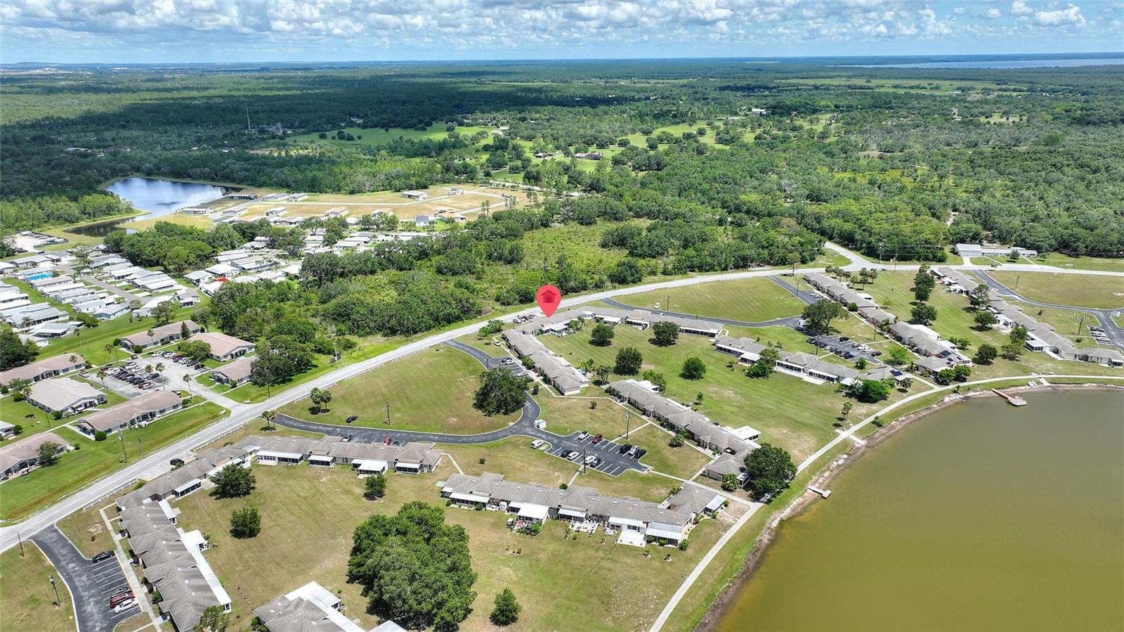LAKESHORE CLUB - Residential