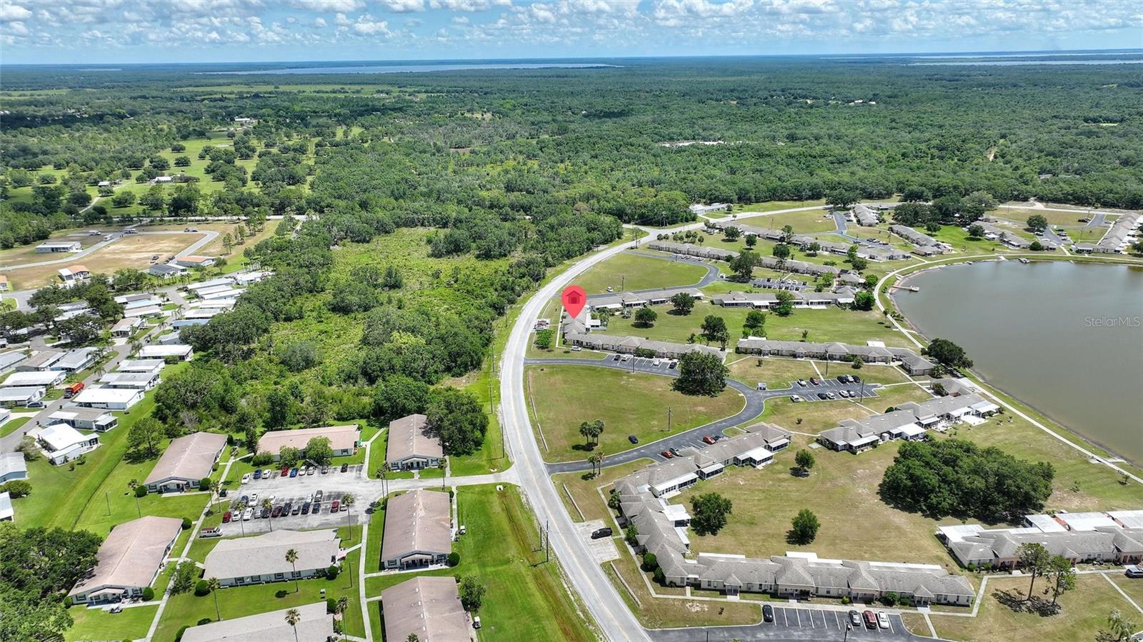 LAKESHORE CLUB - Residential