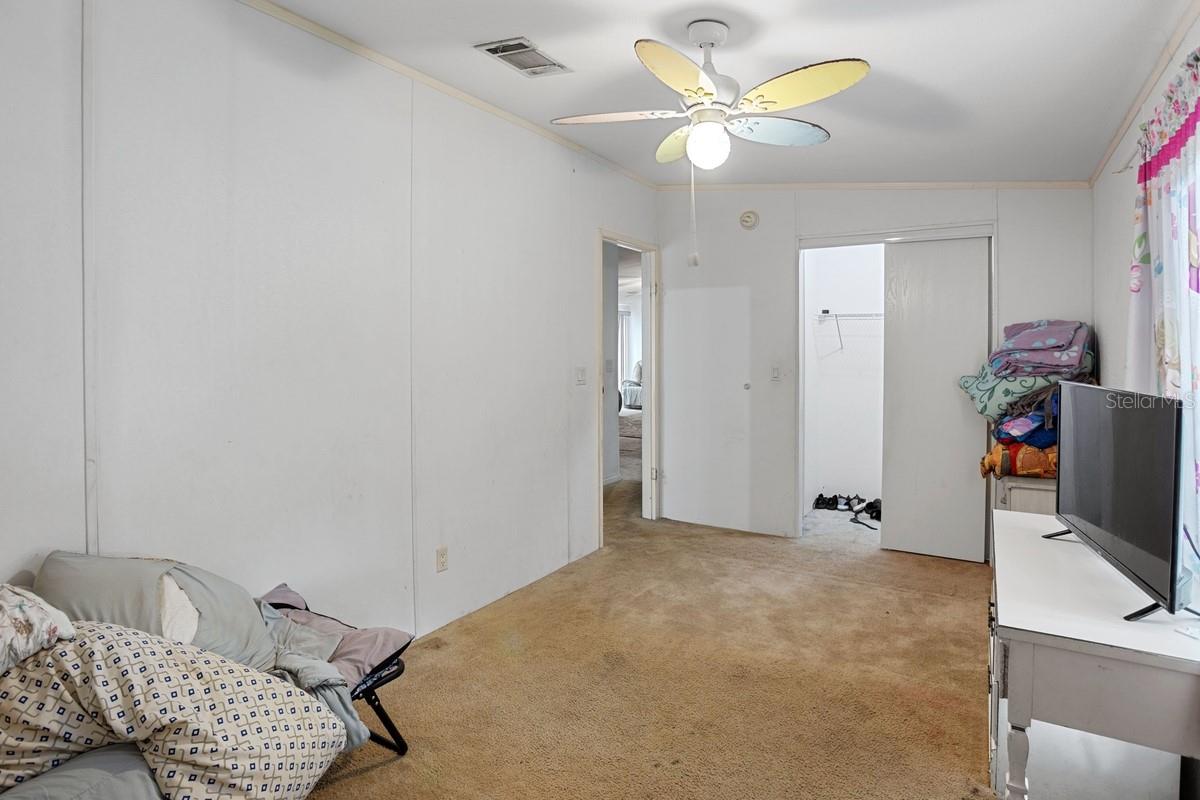 UNPLATTED - Residential