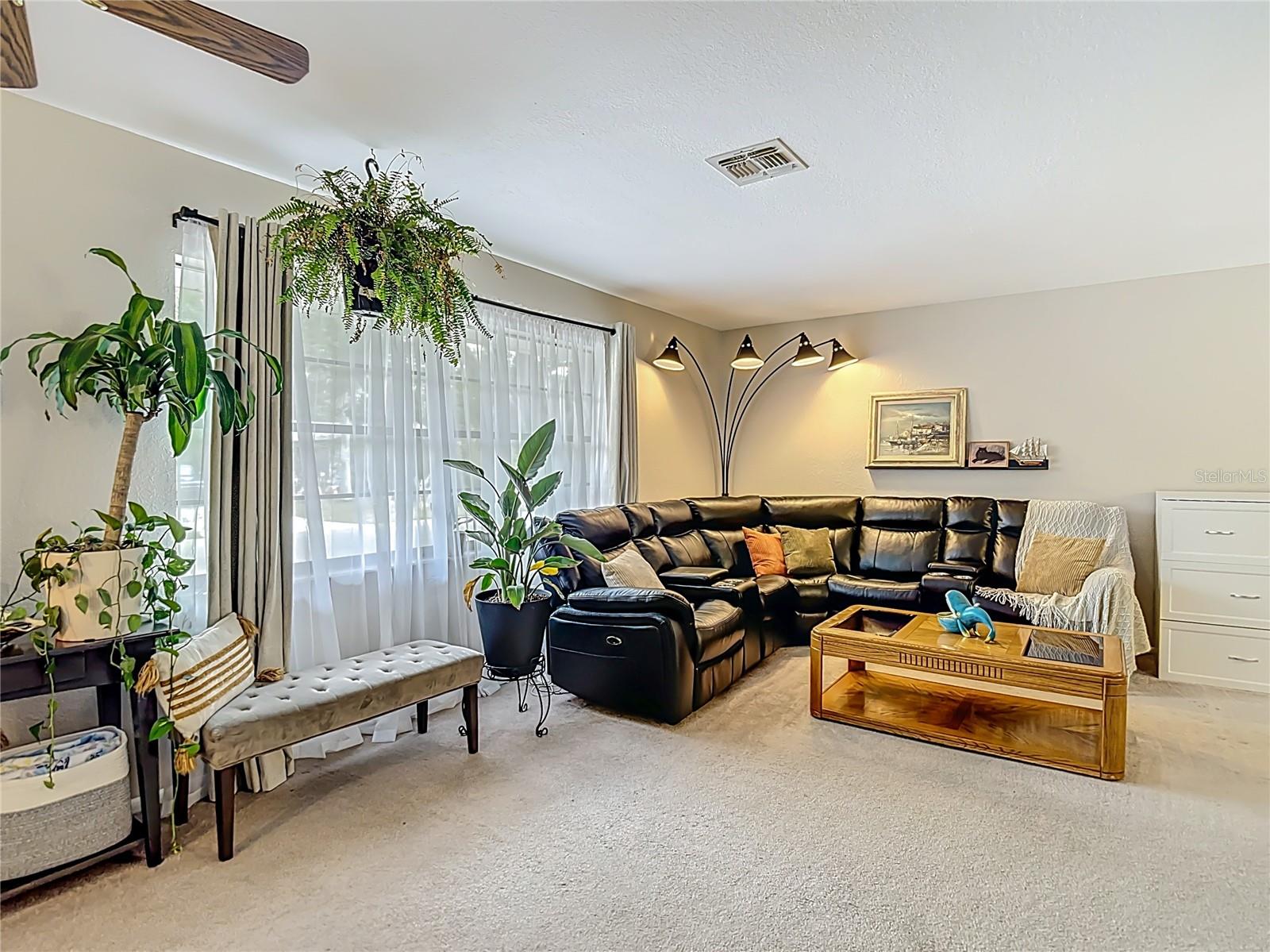 WINDSOR MILL - Residential