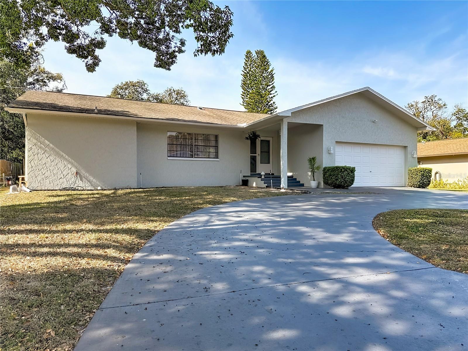 WINDSOR MILL - Residential