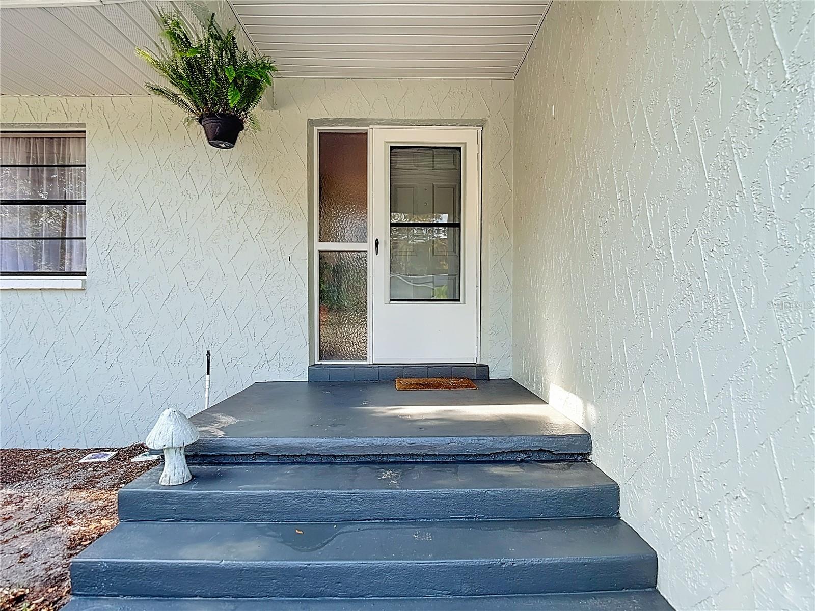 WINDSOR MILL - Residential