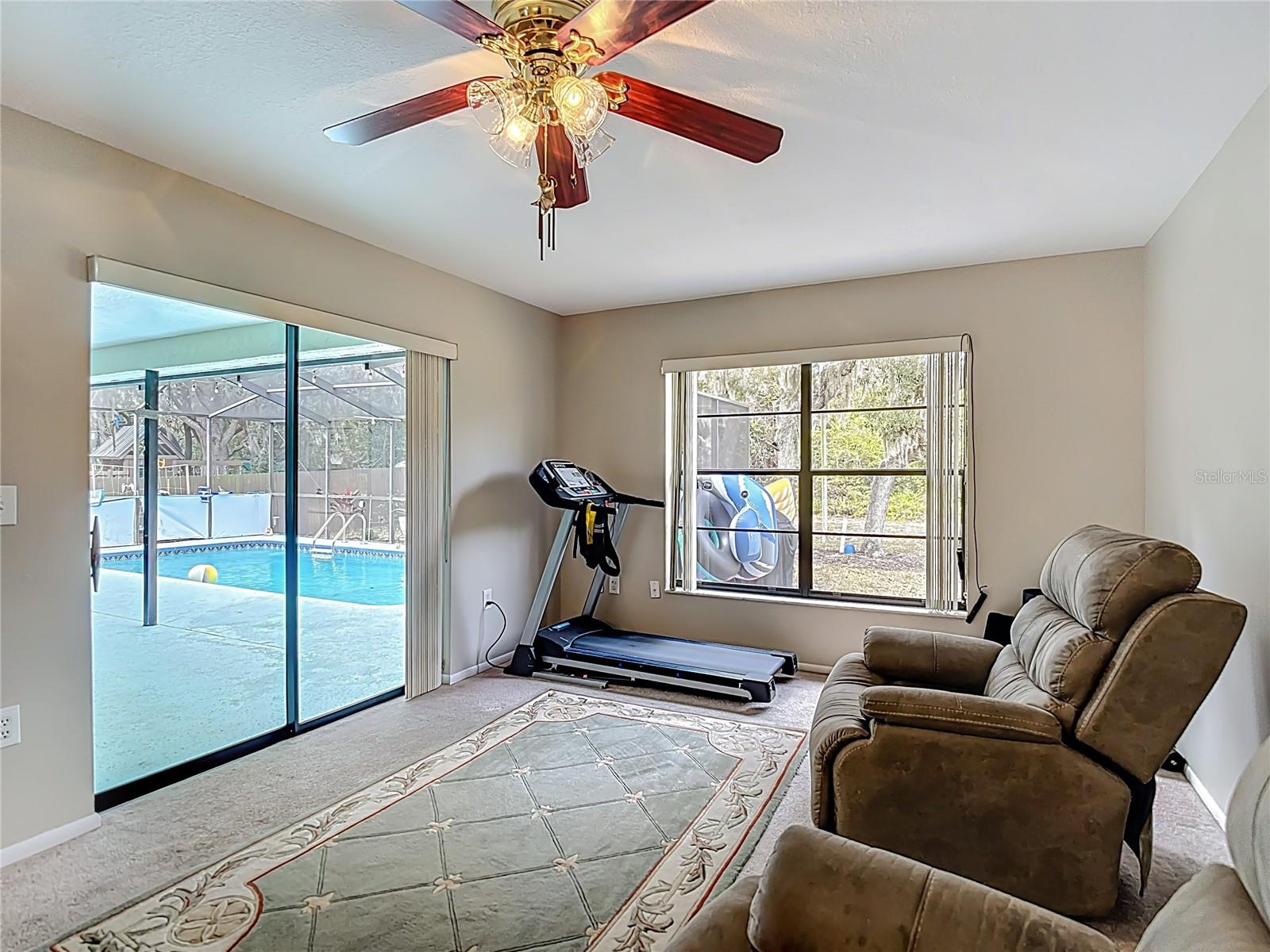 WINDSOR MILL - Residential