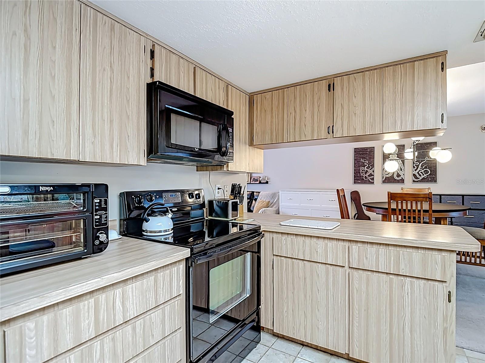 WINDSOR MILL - Residential