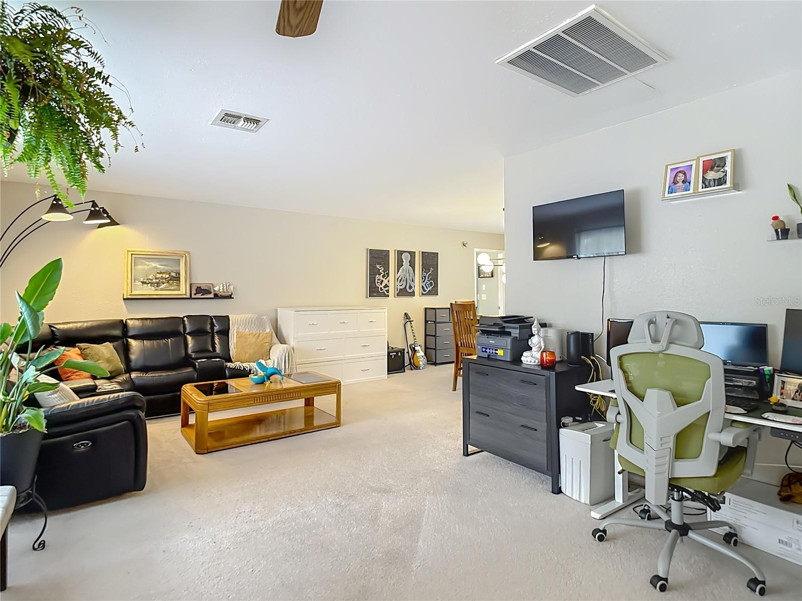 WINDSOR MILL - Residential