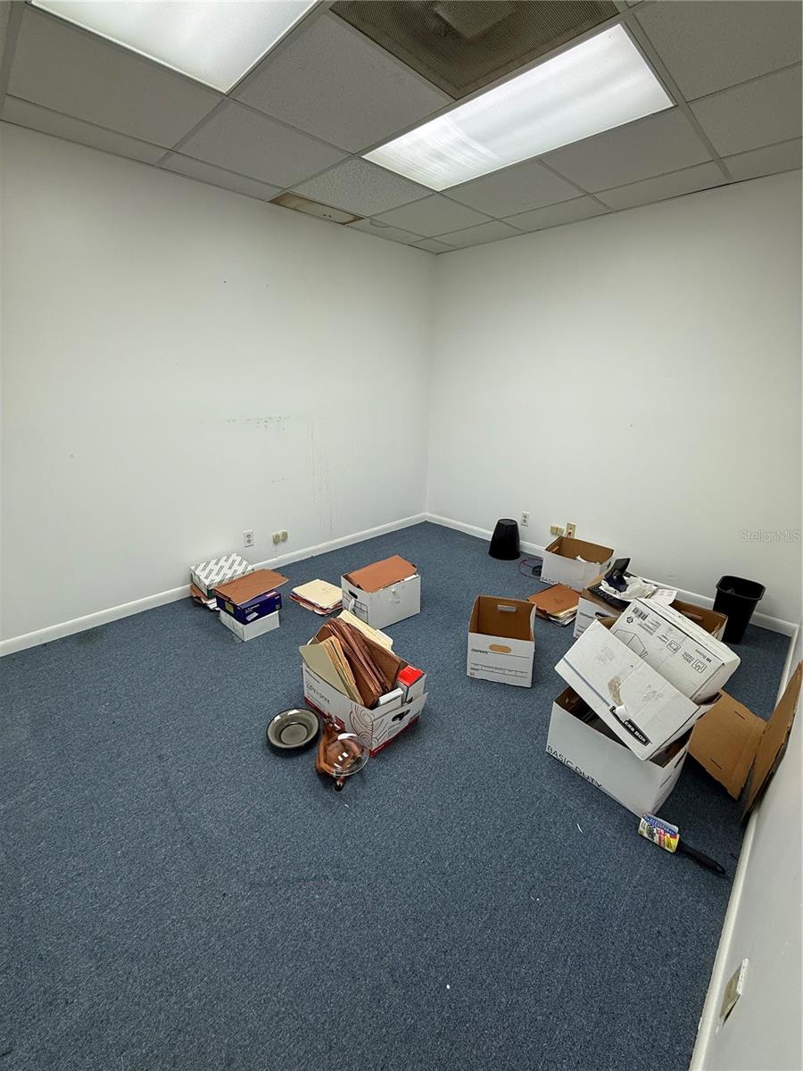 OCALA AIRPORT COMMERCE CENTER - Commercial Lease