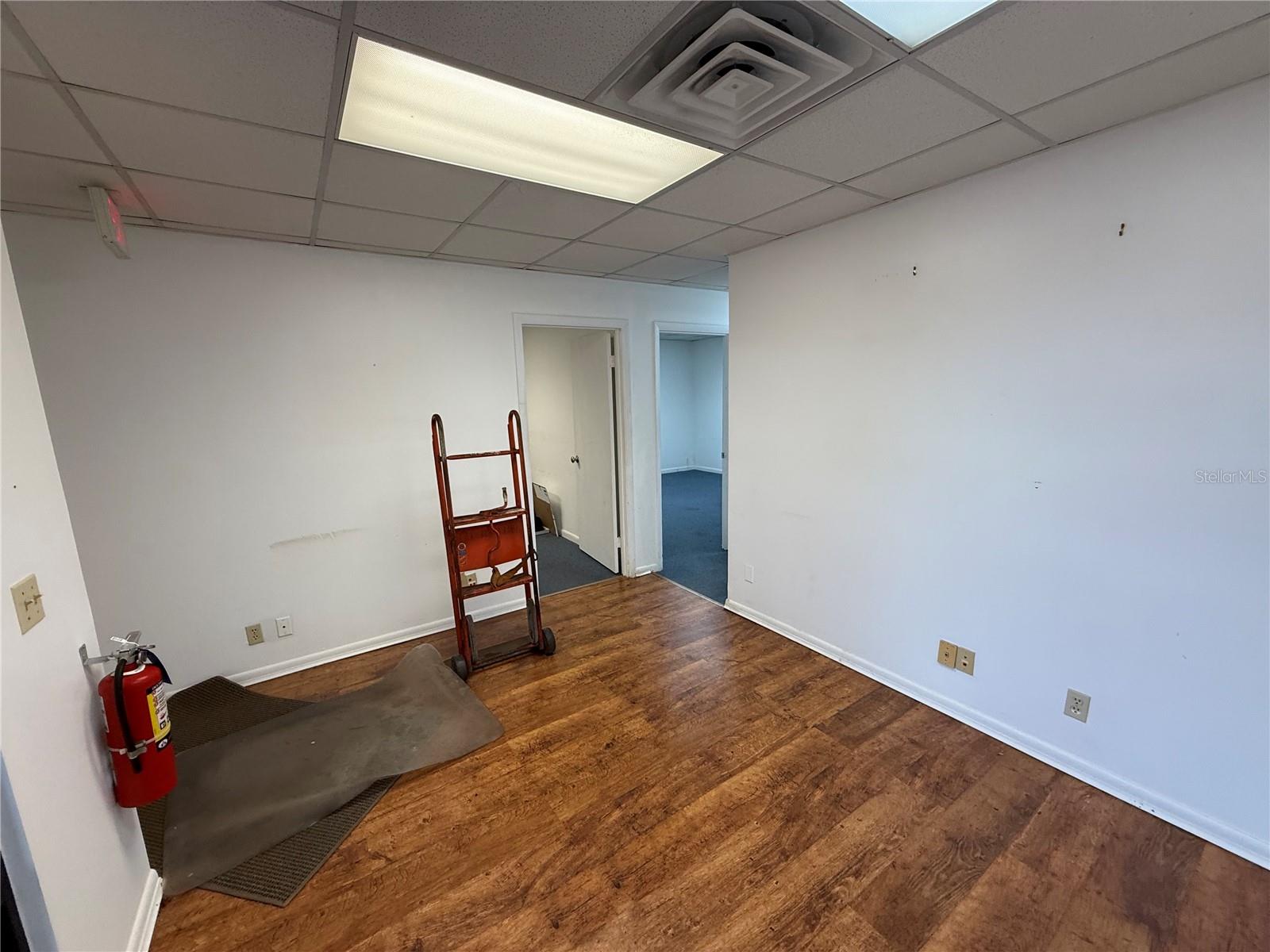 OCALA AIRPORT COMMERCE CENTER - Commercial Lease