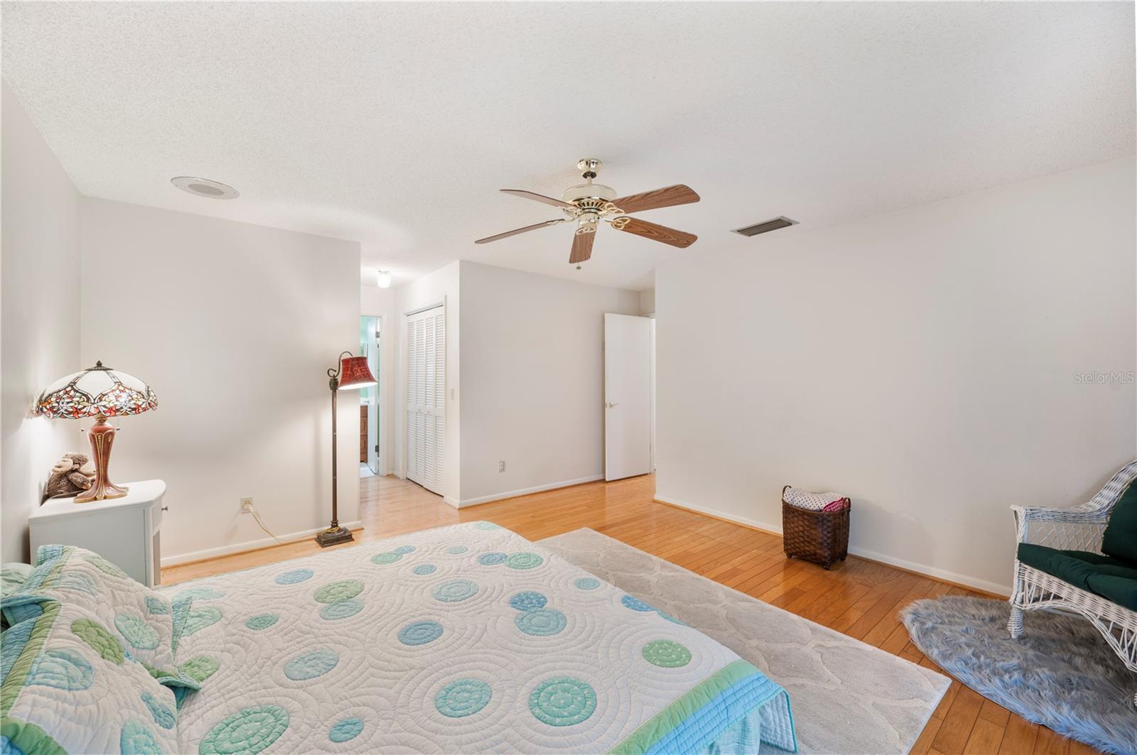 CYPRESS POINT - Residential