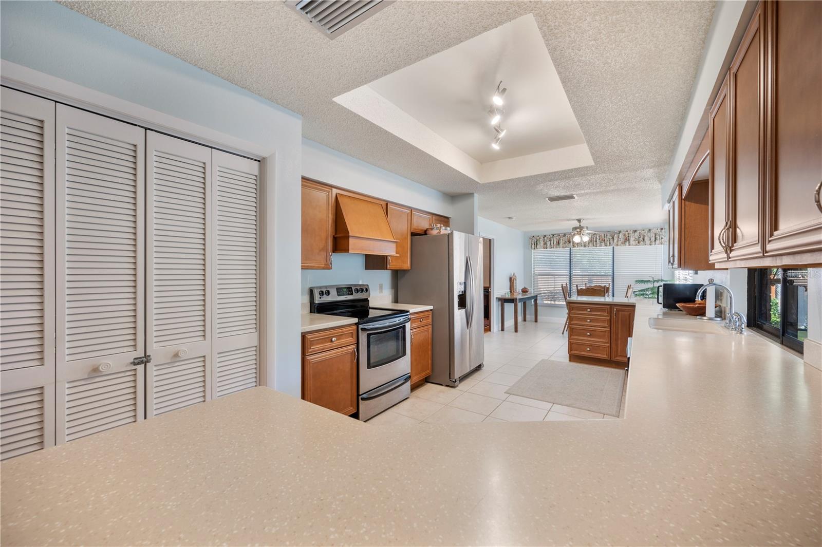 CYPRESS POINT - Residential