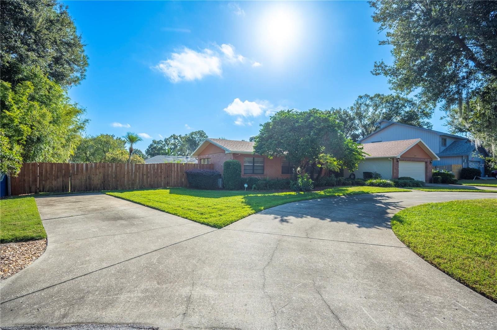 CYPRESS POINT - Residential