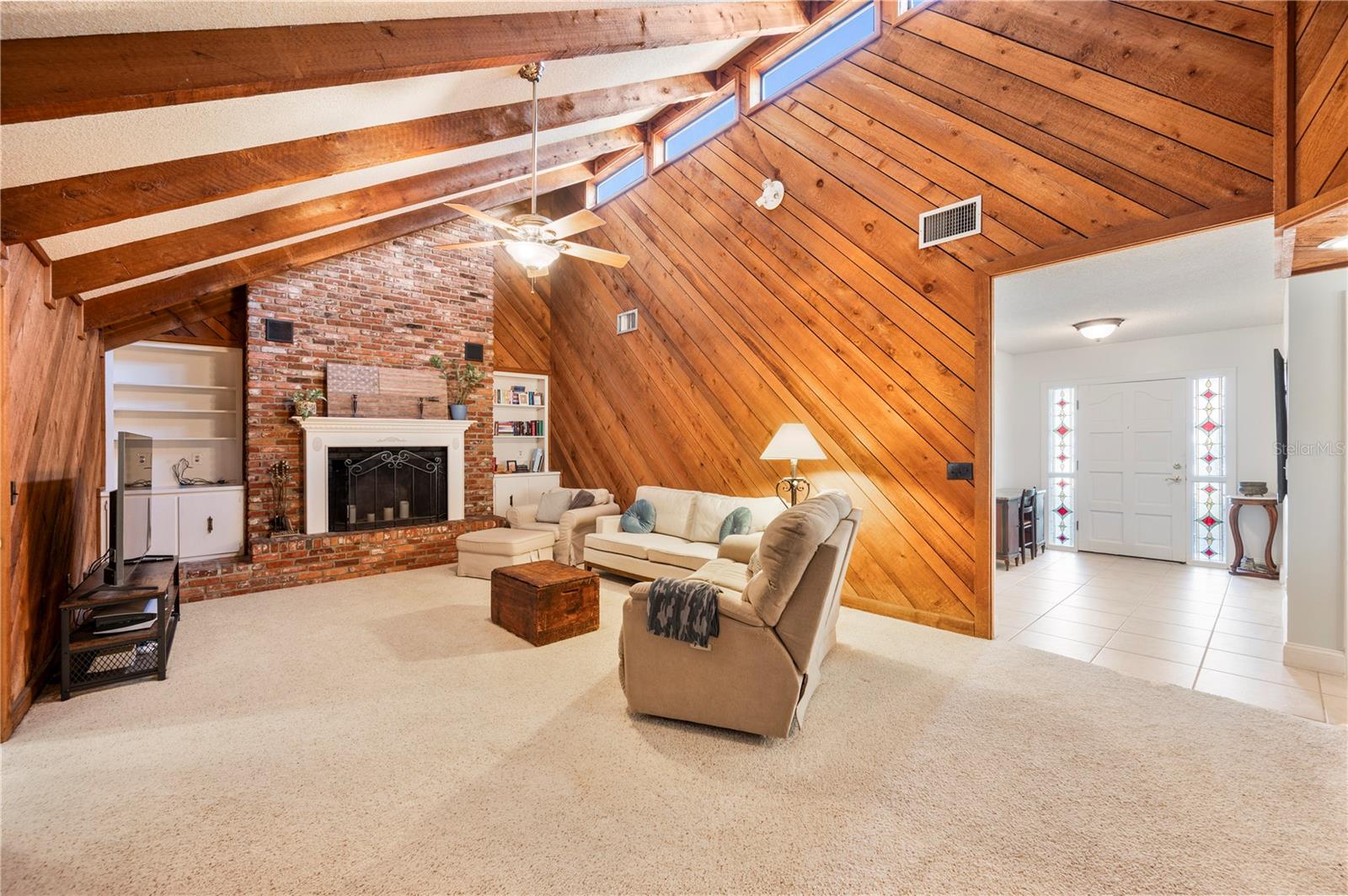 CYPRESS POINT - Residential