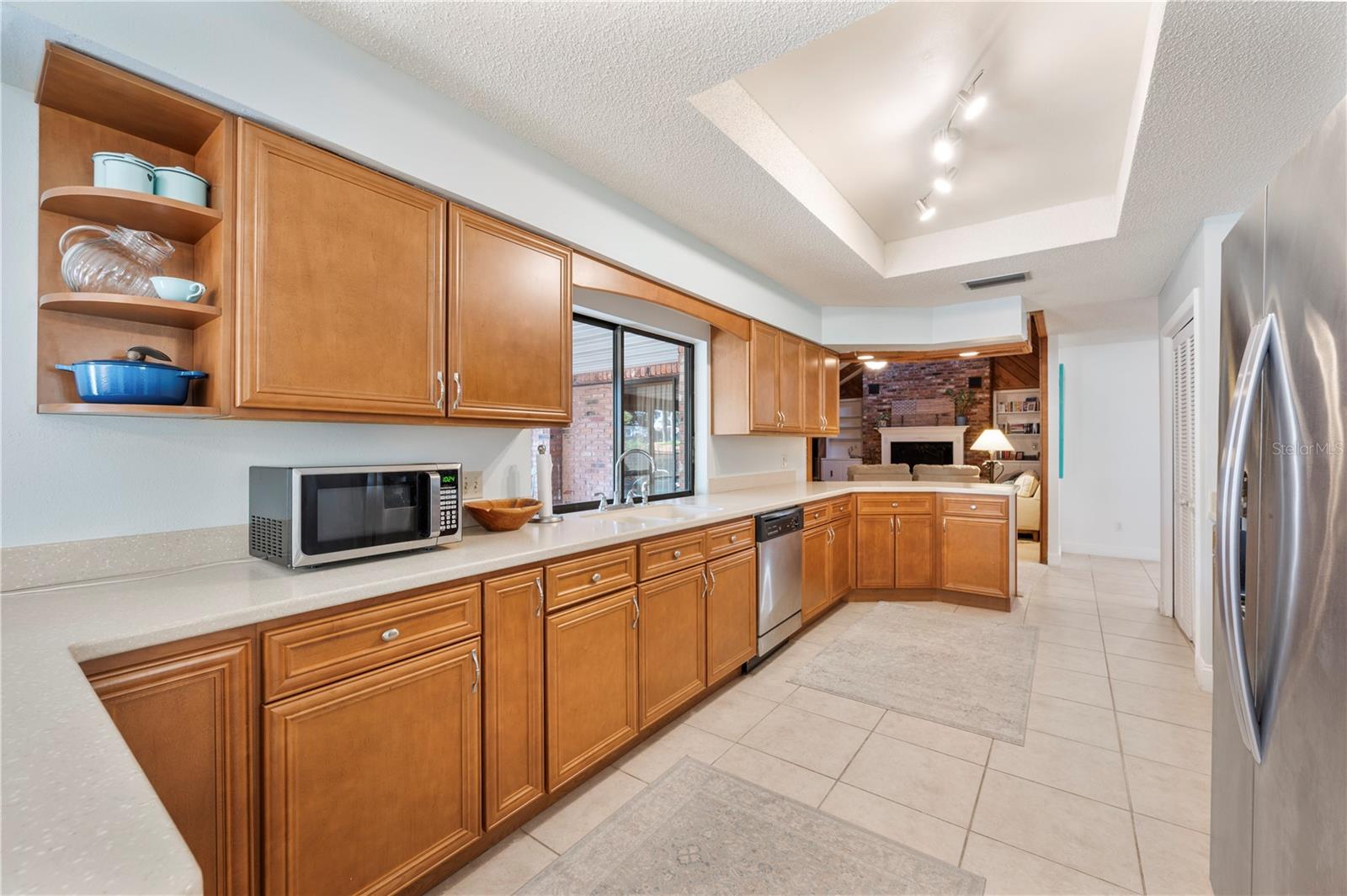 CYPRESS POINT - Residential