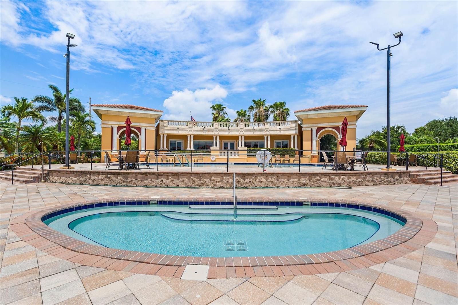 COLLEGE LANDINGS REP - Residential