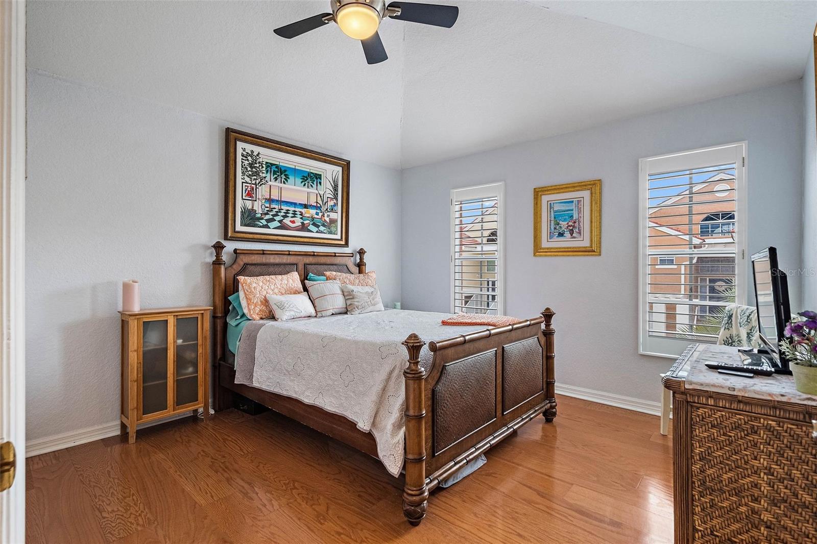 COLLEGE LANDINGS REP - Residential