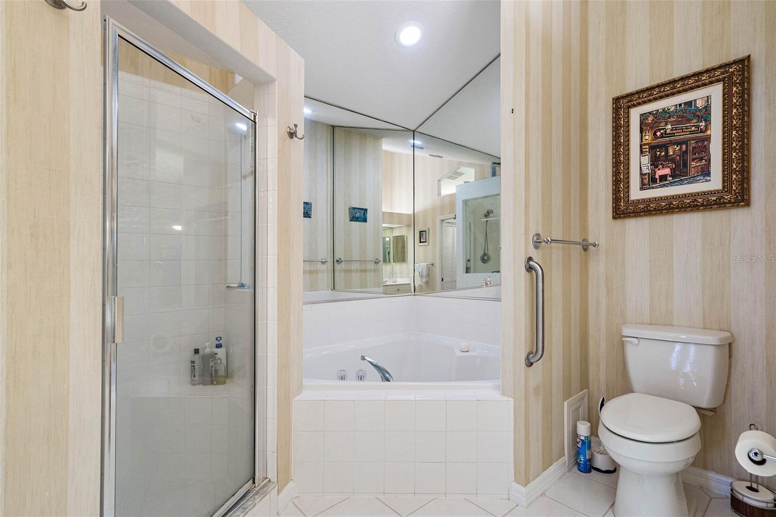 COLLEGE LANDINGS REP - Residential