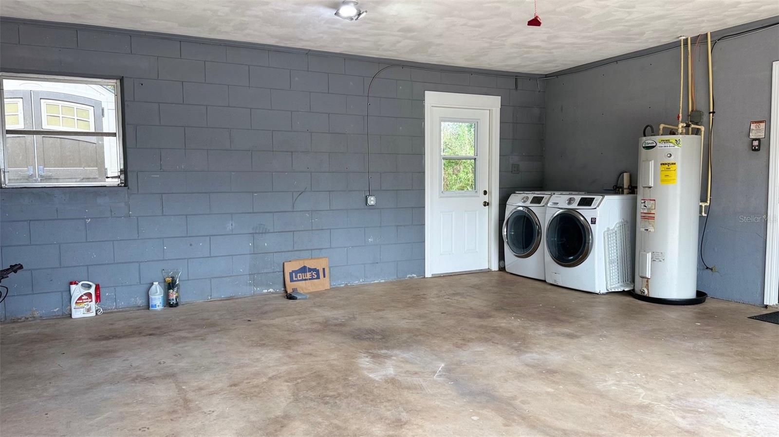 LAKE NETTIE TERRACE - Residential