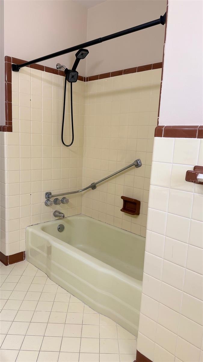 LAKE NETTIE TERRACE - Residential