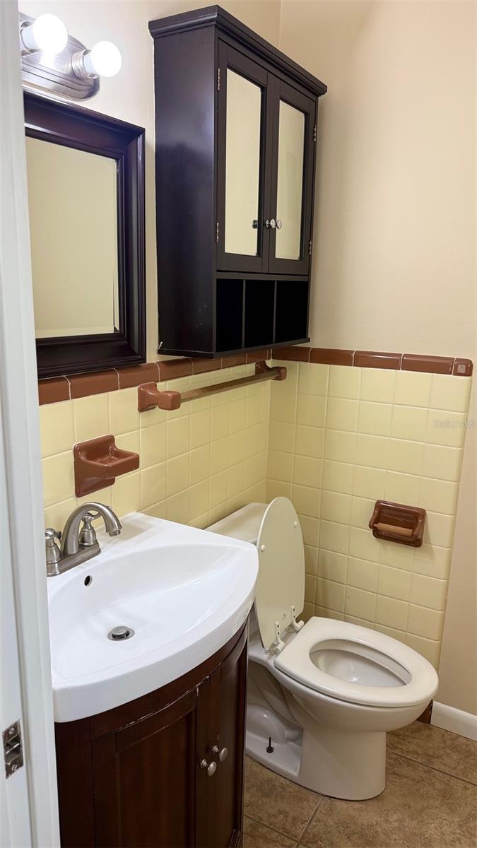 LAKE NETTIE TERRACE - Residential