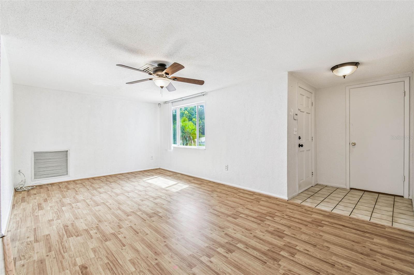 12404 COBBLE STONE DRIVE